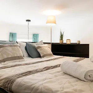 real-apartments-semmelweis-ii.inbudapesthotels.com/